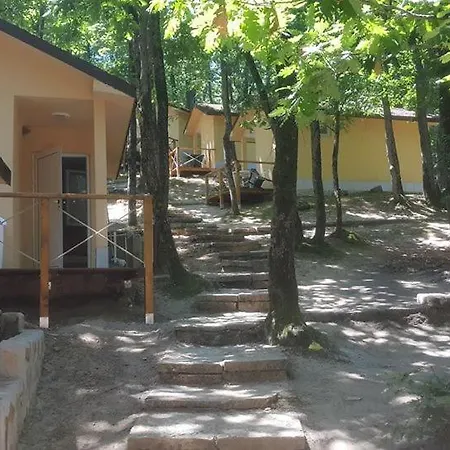 ваканционно селище сбх Holiday park 4*